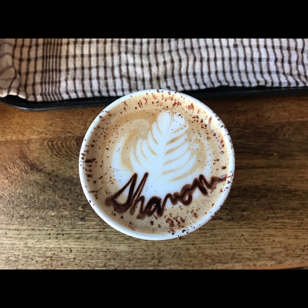 Meet your Posher, Sharon